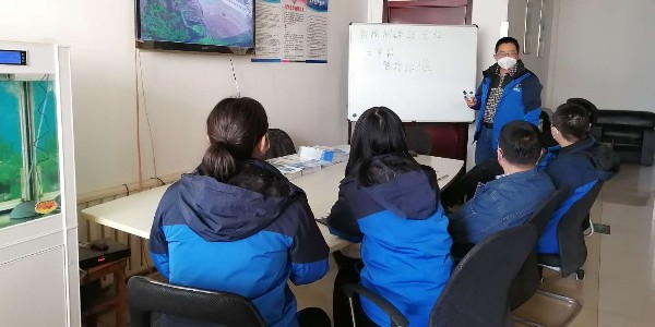 睿寂行空壓站云智控系統(tǒng)，培訓(xùn)進(jìn)行中......