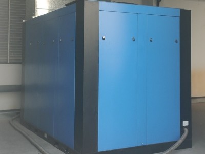 成交！睿寂行與青島某通訊設(shè)備公司，兩級(jí)壓縮空壓機(jī)項(xiàng)目達(dá)成合作